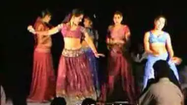 Sex Hot Hangama Dans - Go Naipur Dipali Boudi Open Dance Hungama Night xxx indian films at  Indiansexmms.me