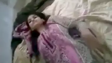 Uncontrollable Pain Sex Time Crying Hindi Video xxx indian films at  Indiansexmms.me