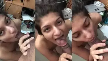 Xuxxvio - Aroused Desi Babe With Ease Gives Sex Partner Deepthroat Xxx Blowjob indian  tube sex