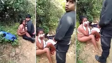 Mms Girl Garden Xxx - Two Indian Lovers Caught Fucking In Outdoor Garden In Desi Mms Video indian  tube sex