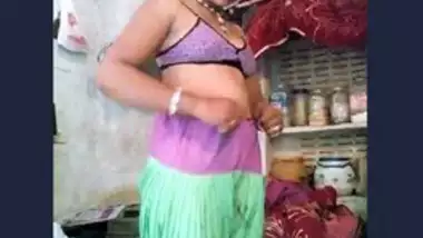 Xxxisd - Desi Very Famous Hot Chennai Bhabhi Romance Infront Of Husband Must Watch  New Part 1 indian tube sex