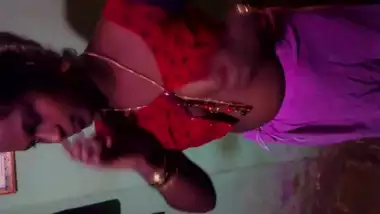 380px x 214px - Desi Bhabhi Wearing Cloths indian tube sex
