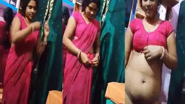 380px x 214px - Sweet Bihari Housewife Showing Her Naked Pussy On Cam indian tube sex
