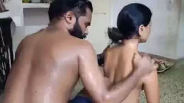 Girl Body Massage Video Hindi Dubbing - Full Body Massage By Husband indian tube sex
