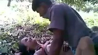 380px x 214px - Srikakulam District Seethampeta Outdoor Sex Video xxx indian films at  Indiansexmms.me