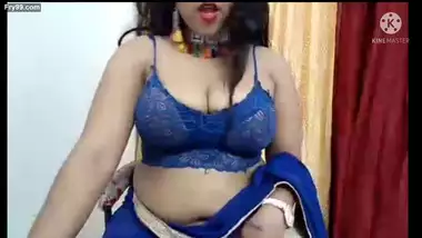 Blue Saree Hot Looks During Sexy Dance On Camera indian tube sex